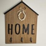 Chic wooden key hanger