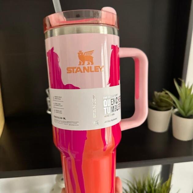 Stanley ✖️Barbie edition